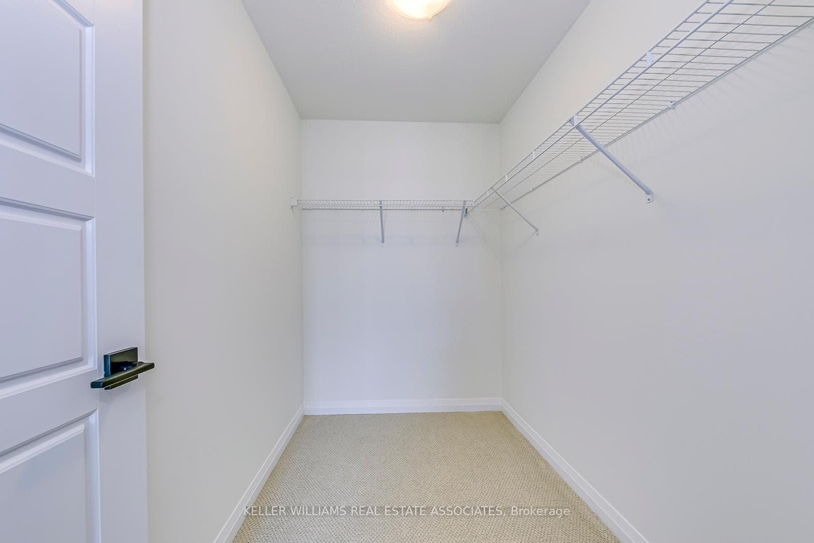 1 Norwich Crescent photo 34