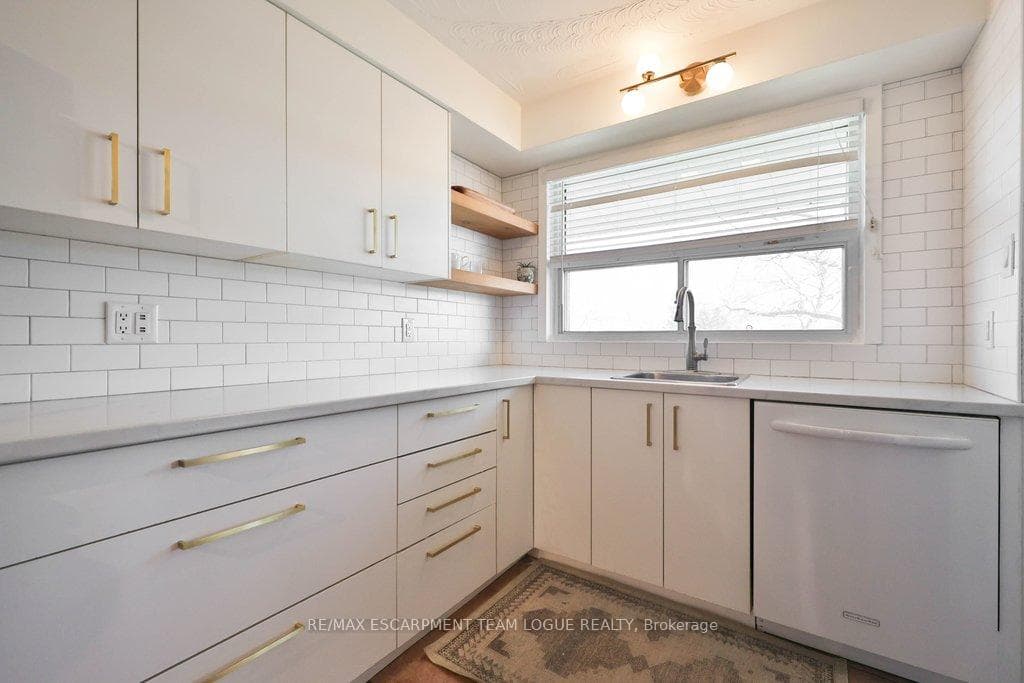156 Rainbow Drive photo 6