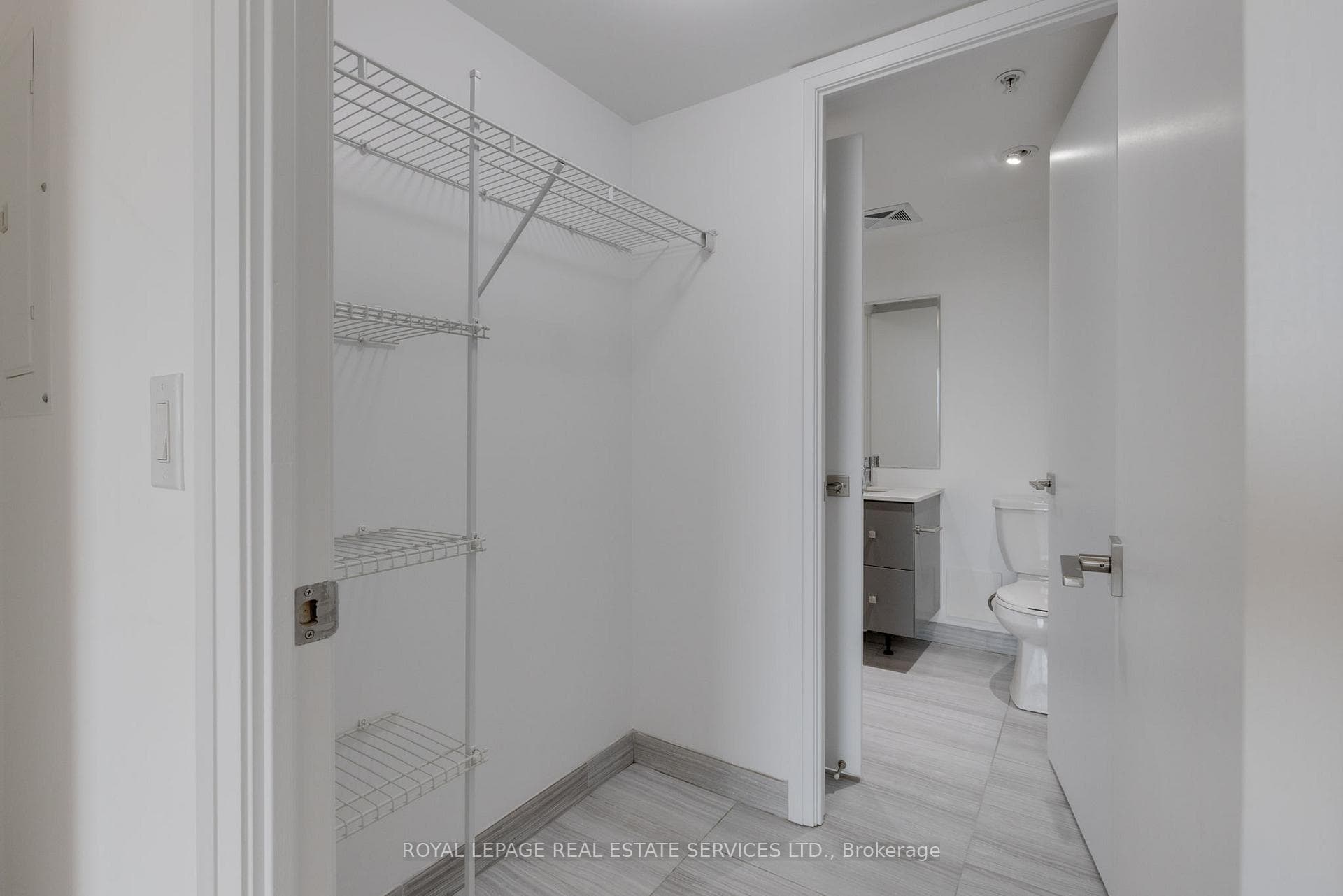 555 Wilson Avenue Unit E406 photo 15