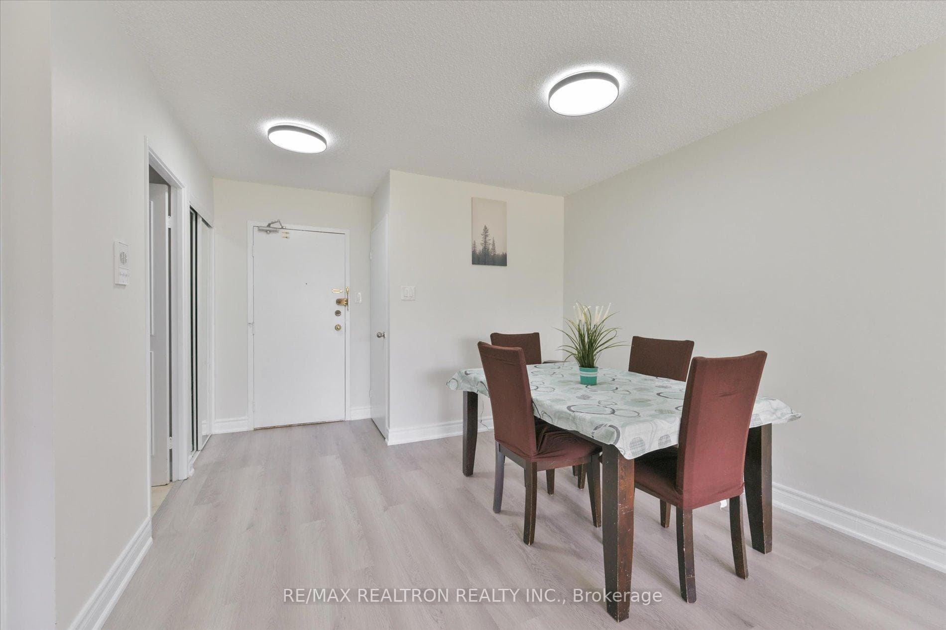 45 Silver Spring Boulevard Unit 108 photo 11