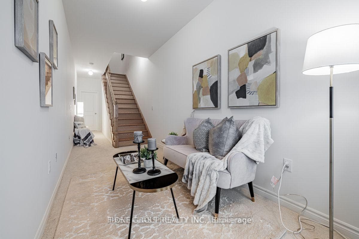 71 Puisaya Drive photo 5
