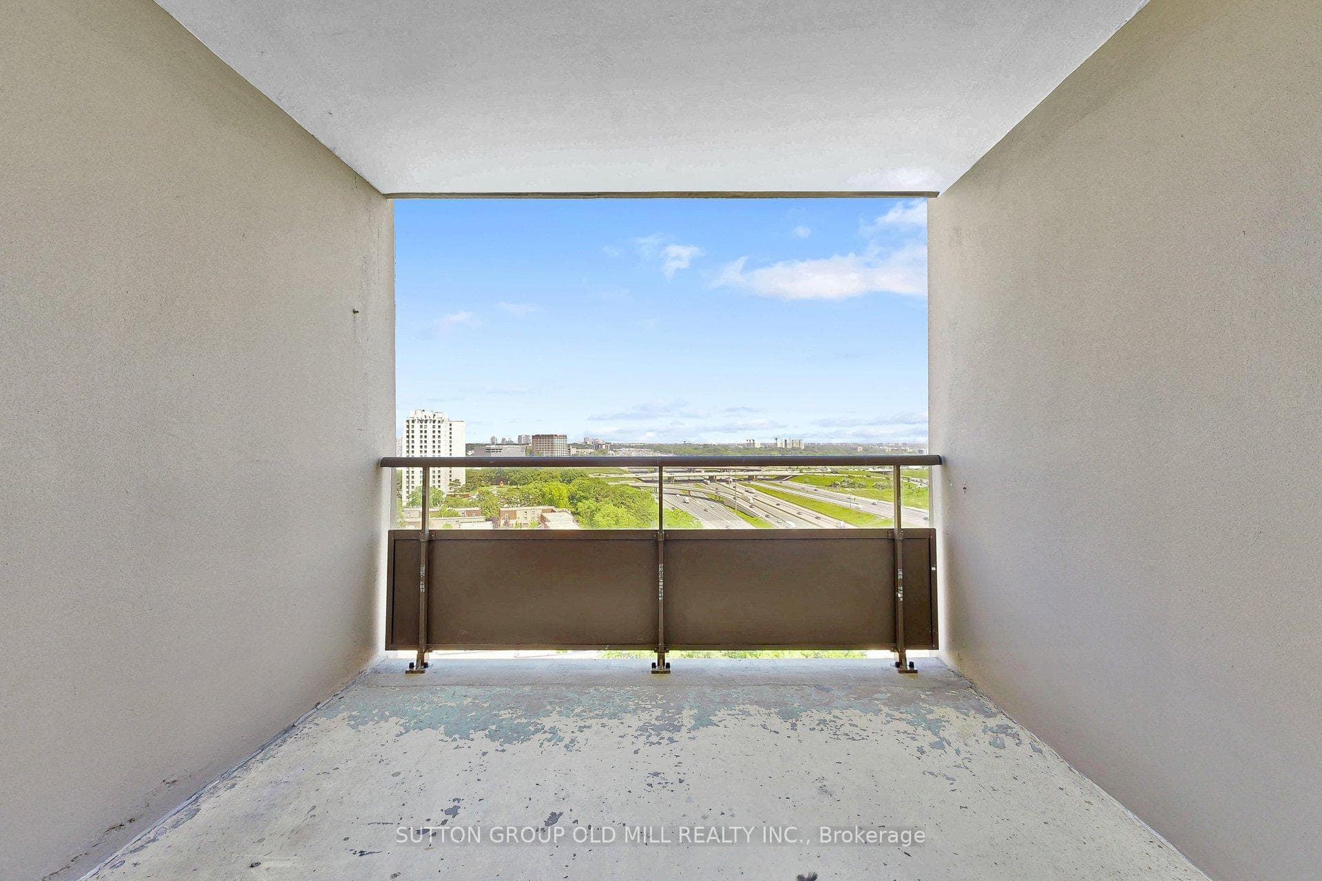 balcony