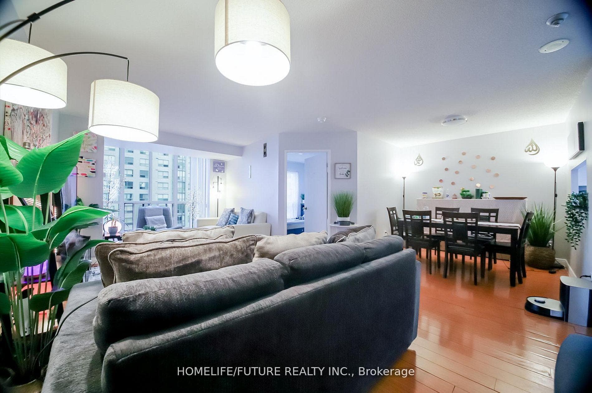 2550 Lawrence Avenue Unit 816 photo 24