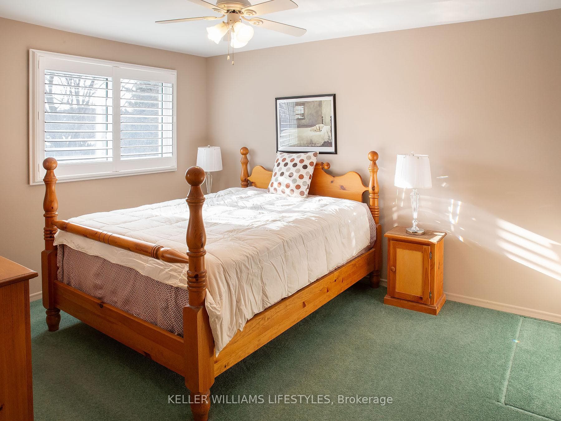 515 Barker Street photo 16