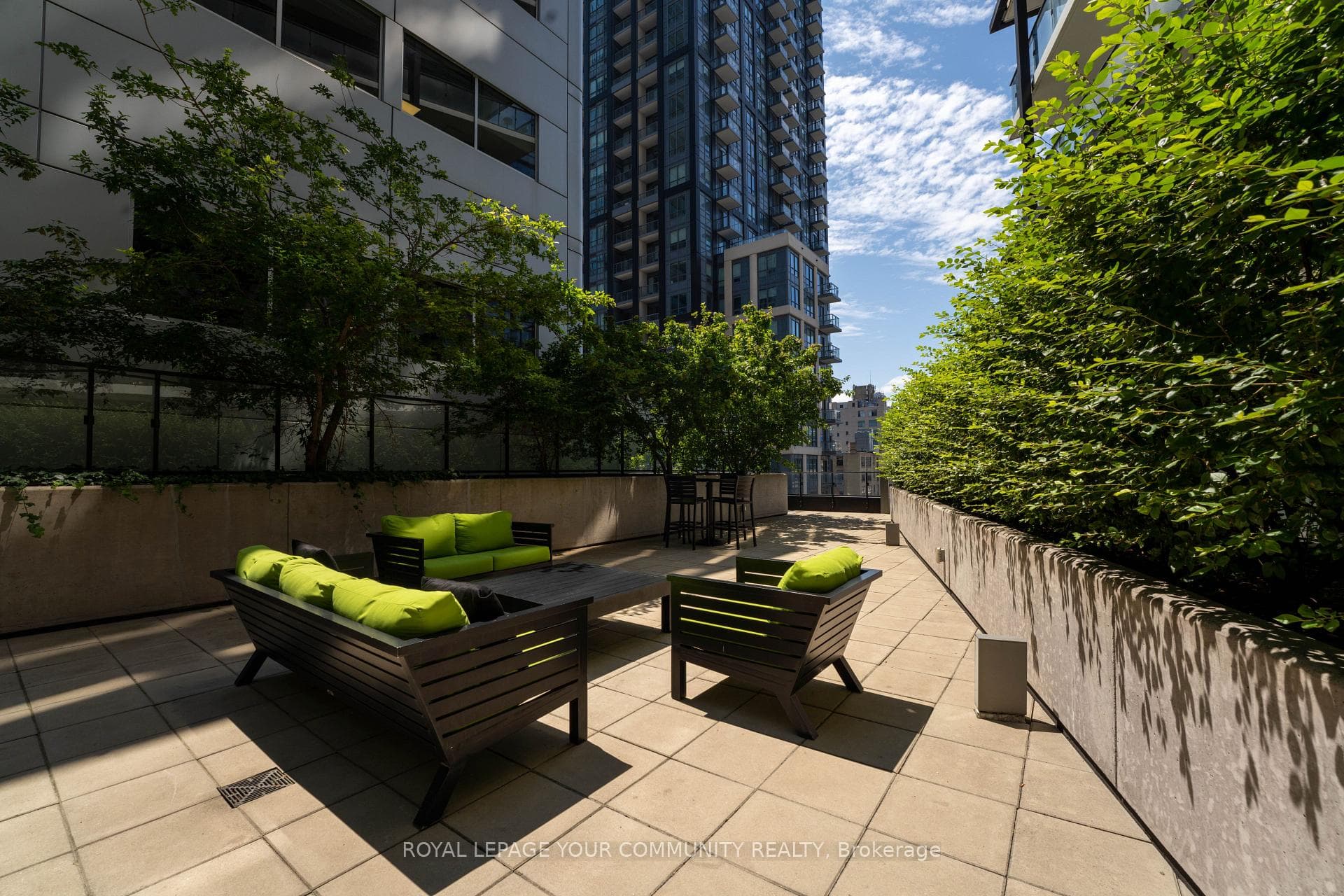 125 Peter Street Unit 1511 photo 26