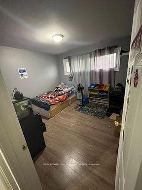 334 Ardagh Drive Unit Upper photo 9