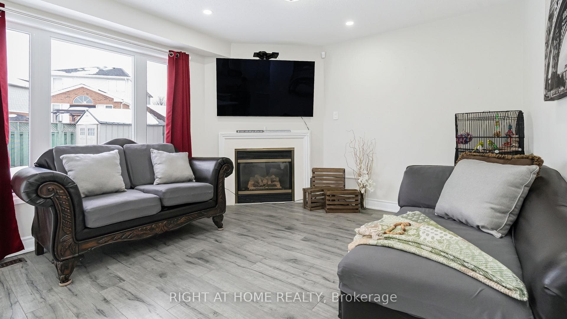 253 Fernforest Drive photo 19