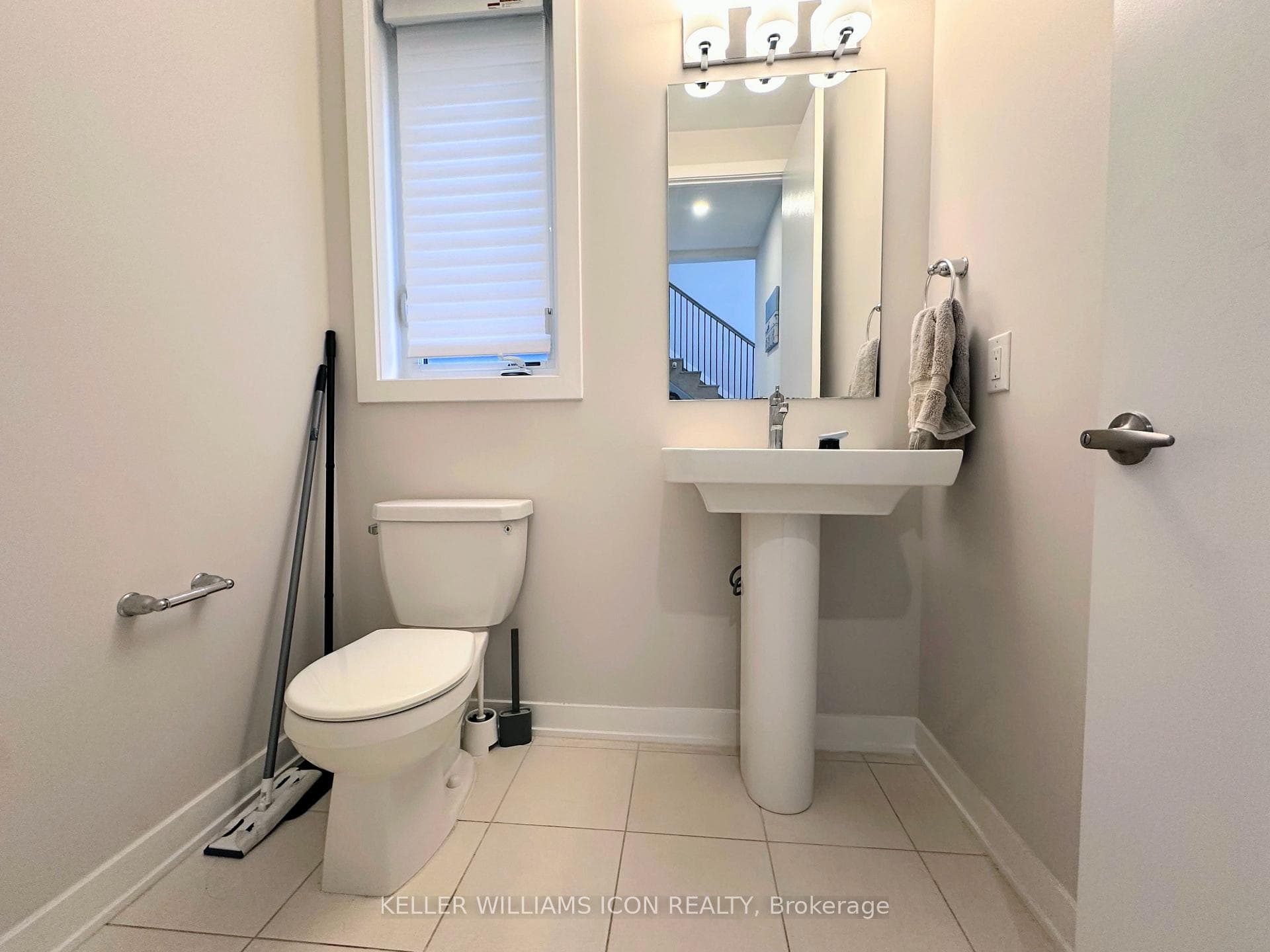 765 Eminence Street photo 4