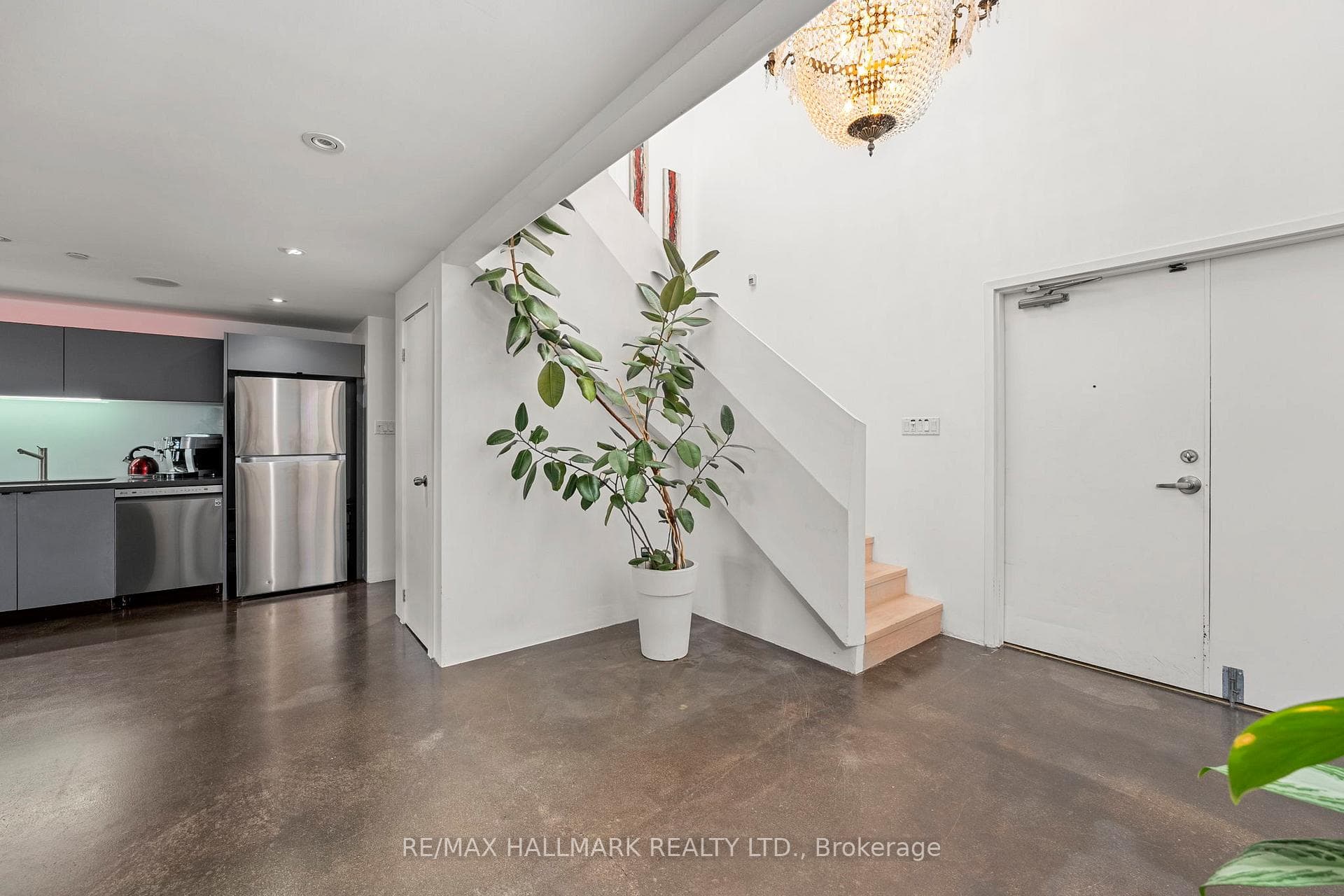 1173 Dundas Street Unit 226 photo 10