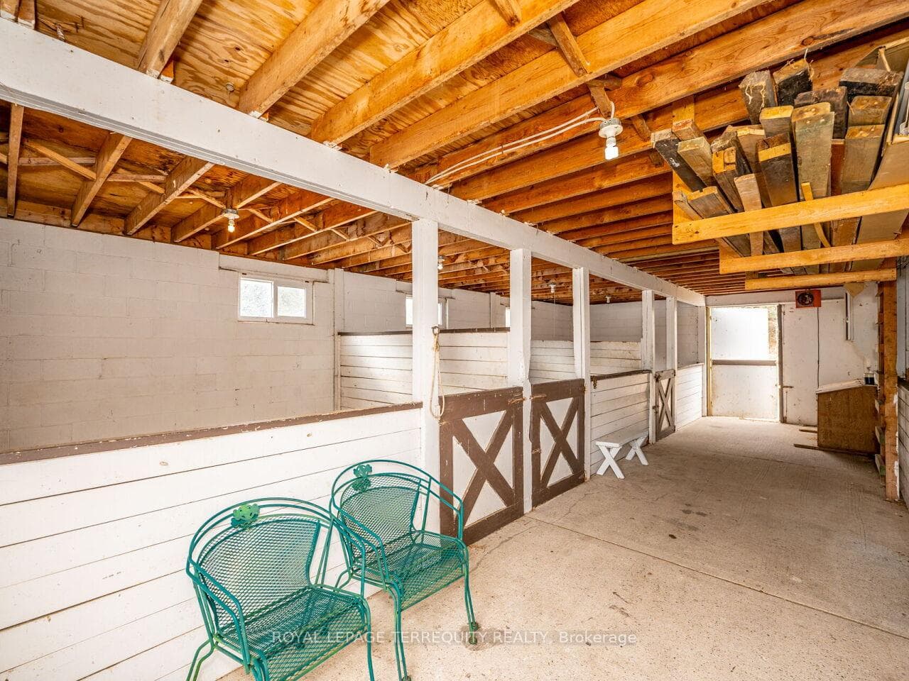4 Stall Dutch Barn