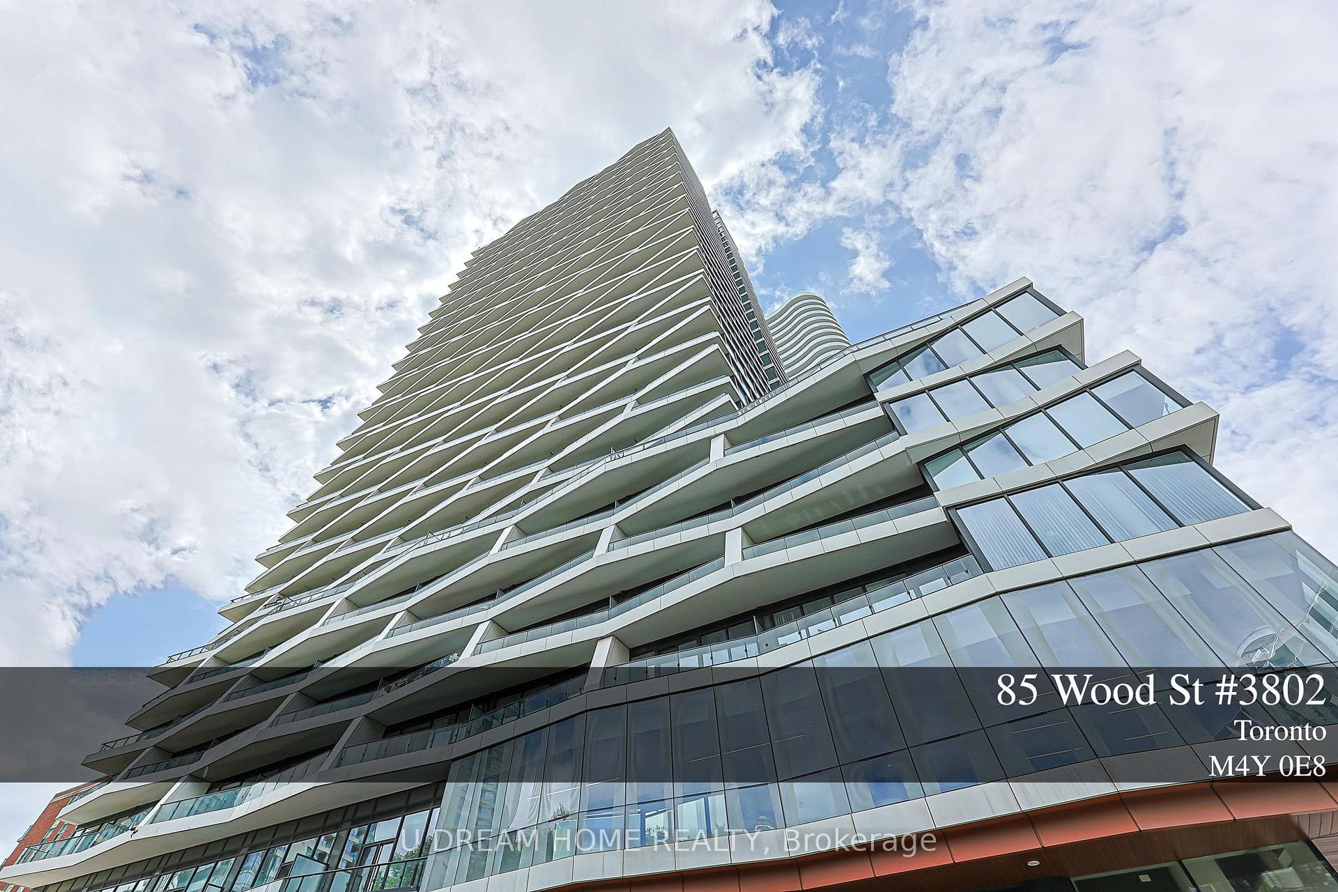 85 Wood Street Unit 3802 photo 1
