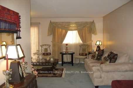 3883 Densbury Drive photo 2