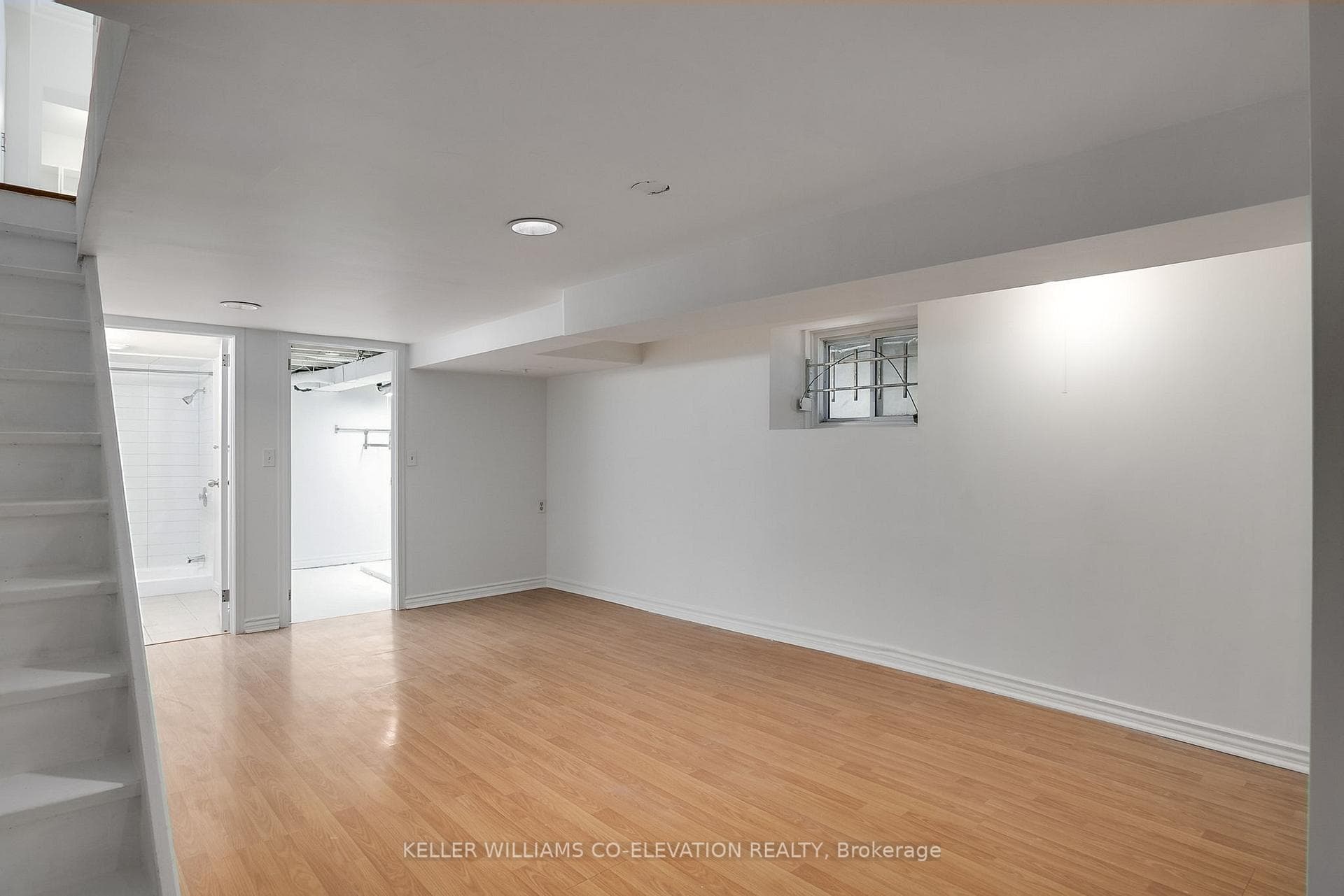 8 Ravina Crescent Unit Main & Bsmt photo 13