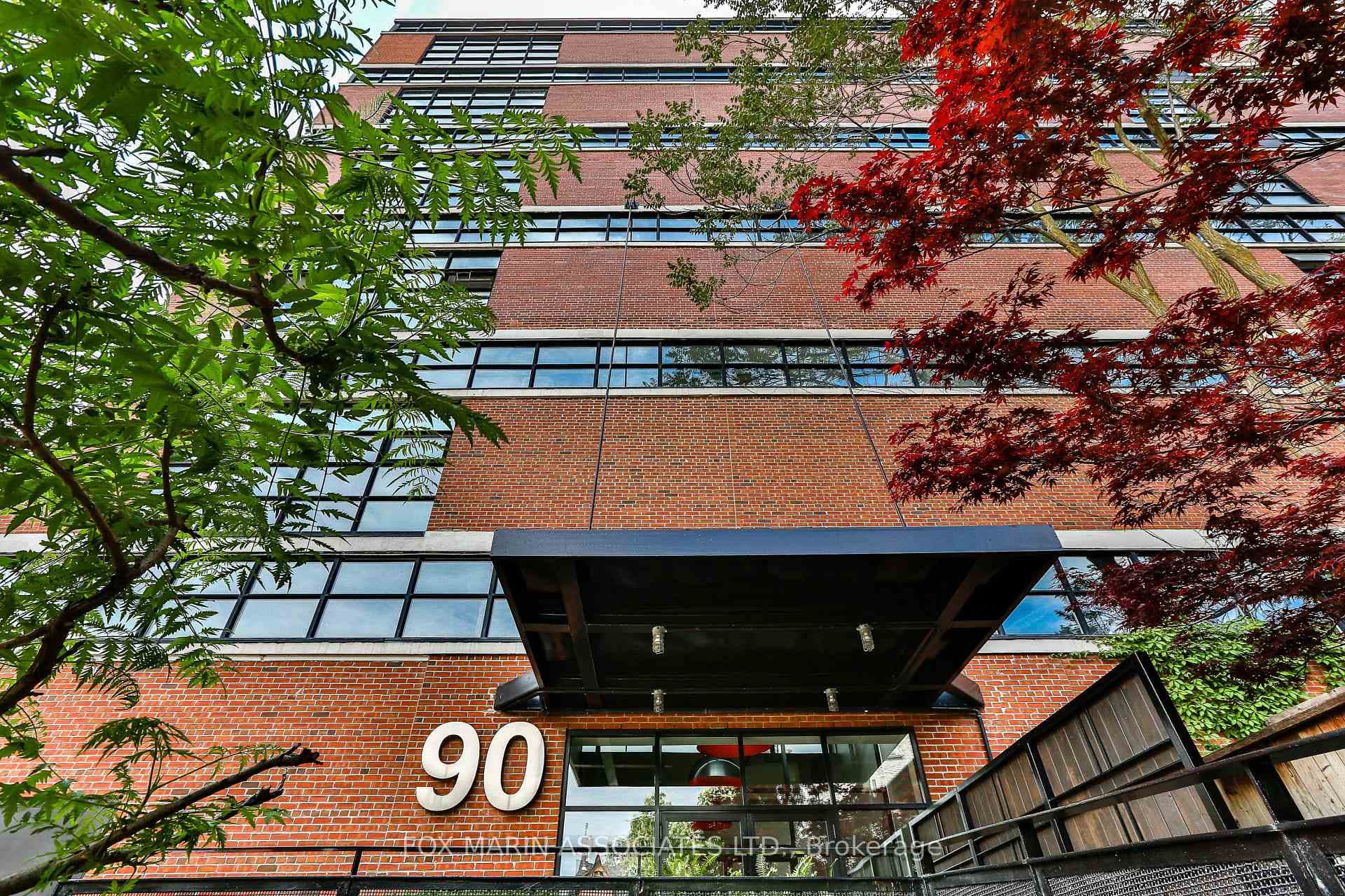 90 Sumach Street Unit 504 photo 40