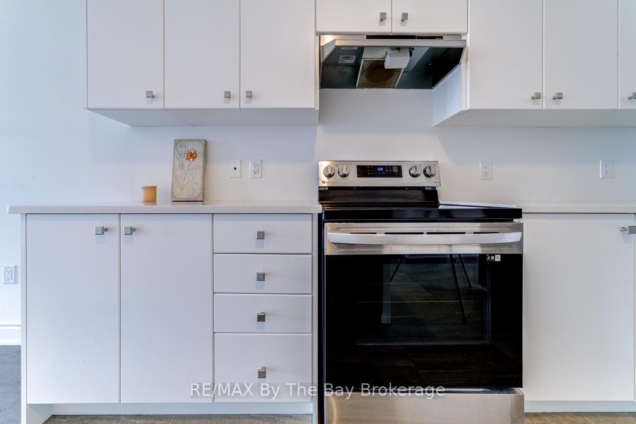 15 Union Boulevard photo 7