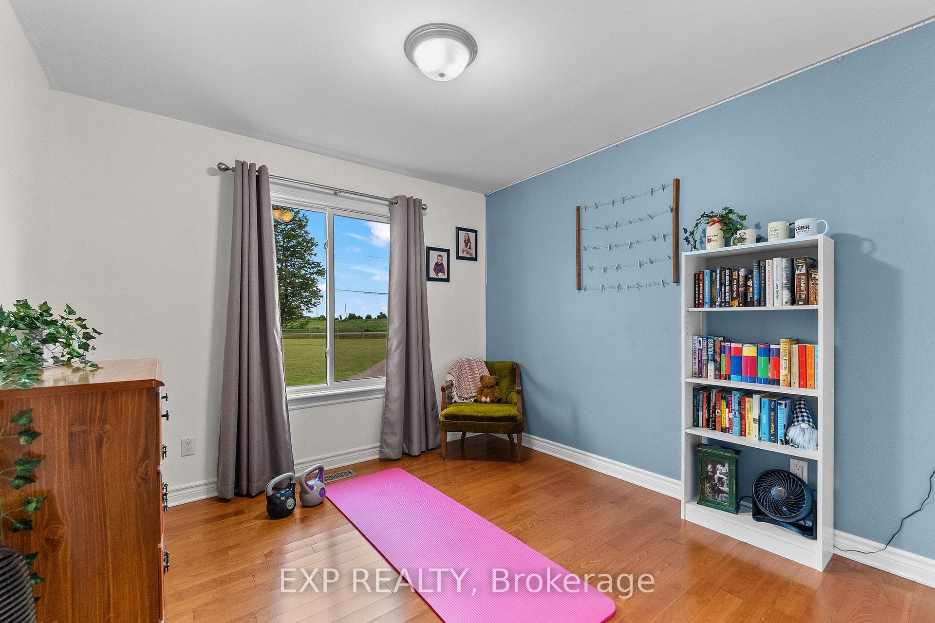 566A Pinnacle Road photo 19