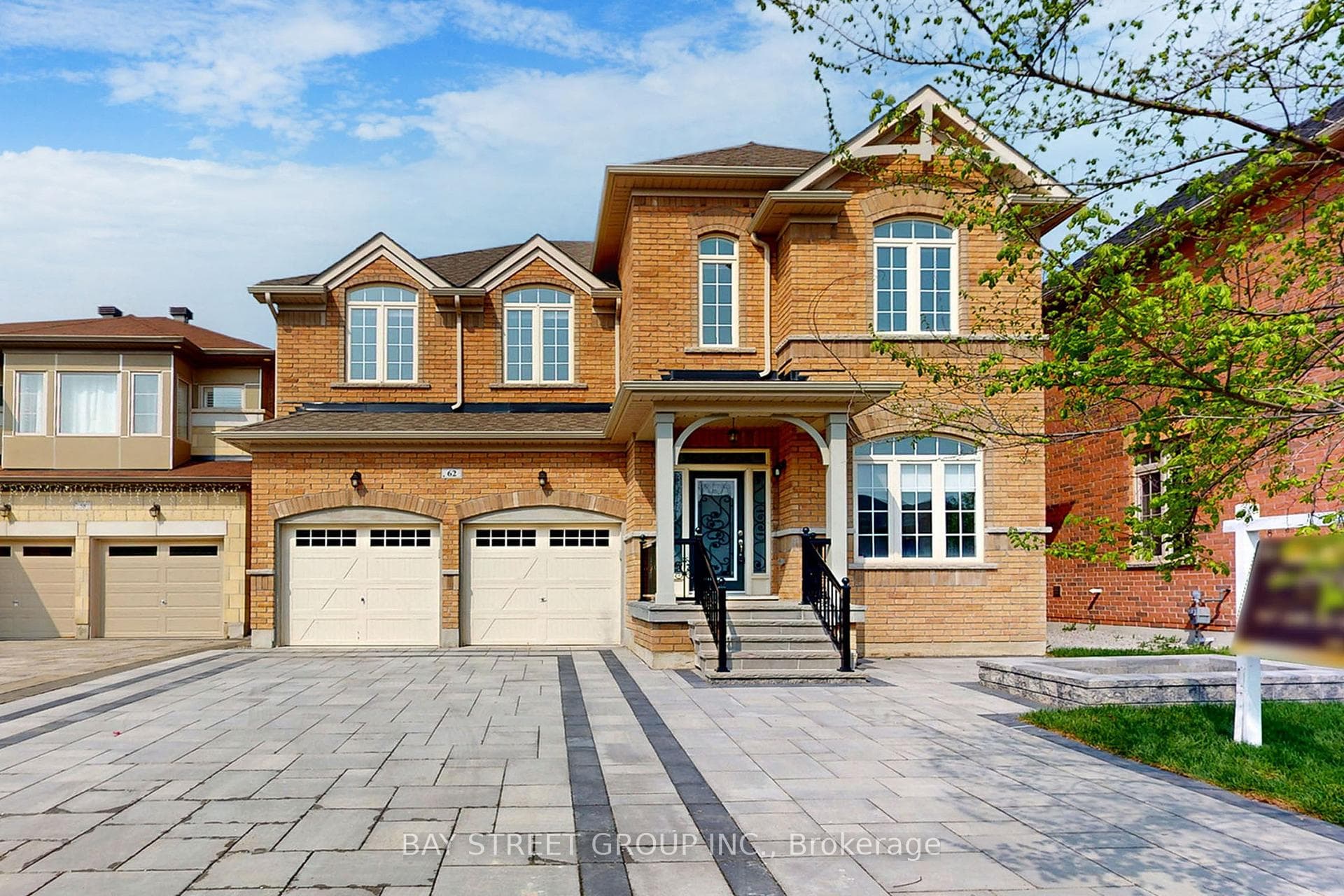 62 Kashani Court photo 1