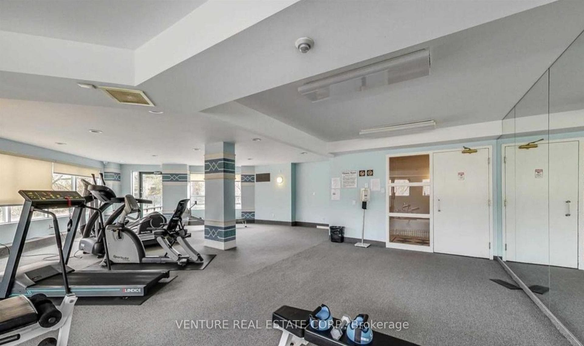 121 Woodbridge Avenue Unit 413 photo 5