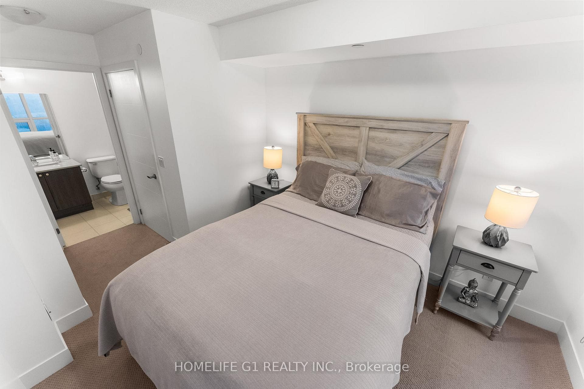 1255 Bayly Street Unit 1009 photo 29
