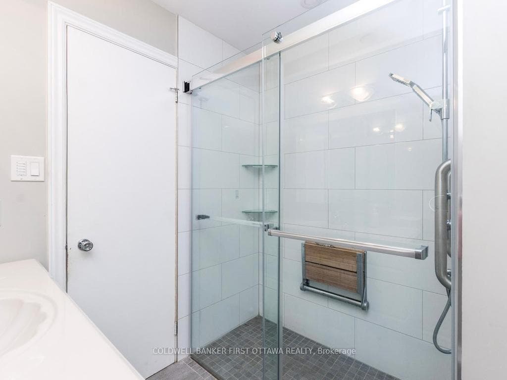 84 Cleadon Drive photo 26