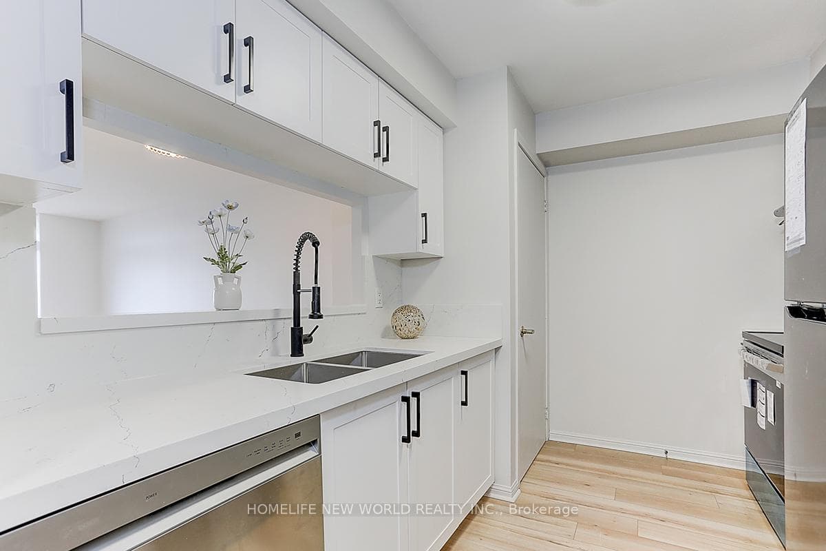650 Lawrence Avenue Unit 634 photo 5