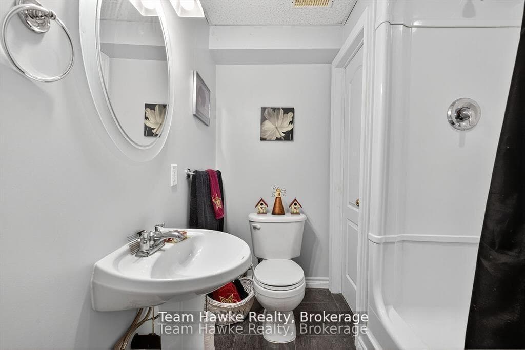 29 BOYD Crescent photo 36