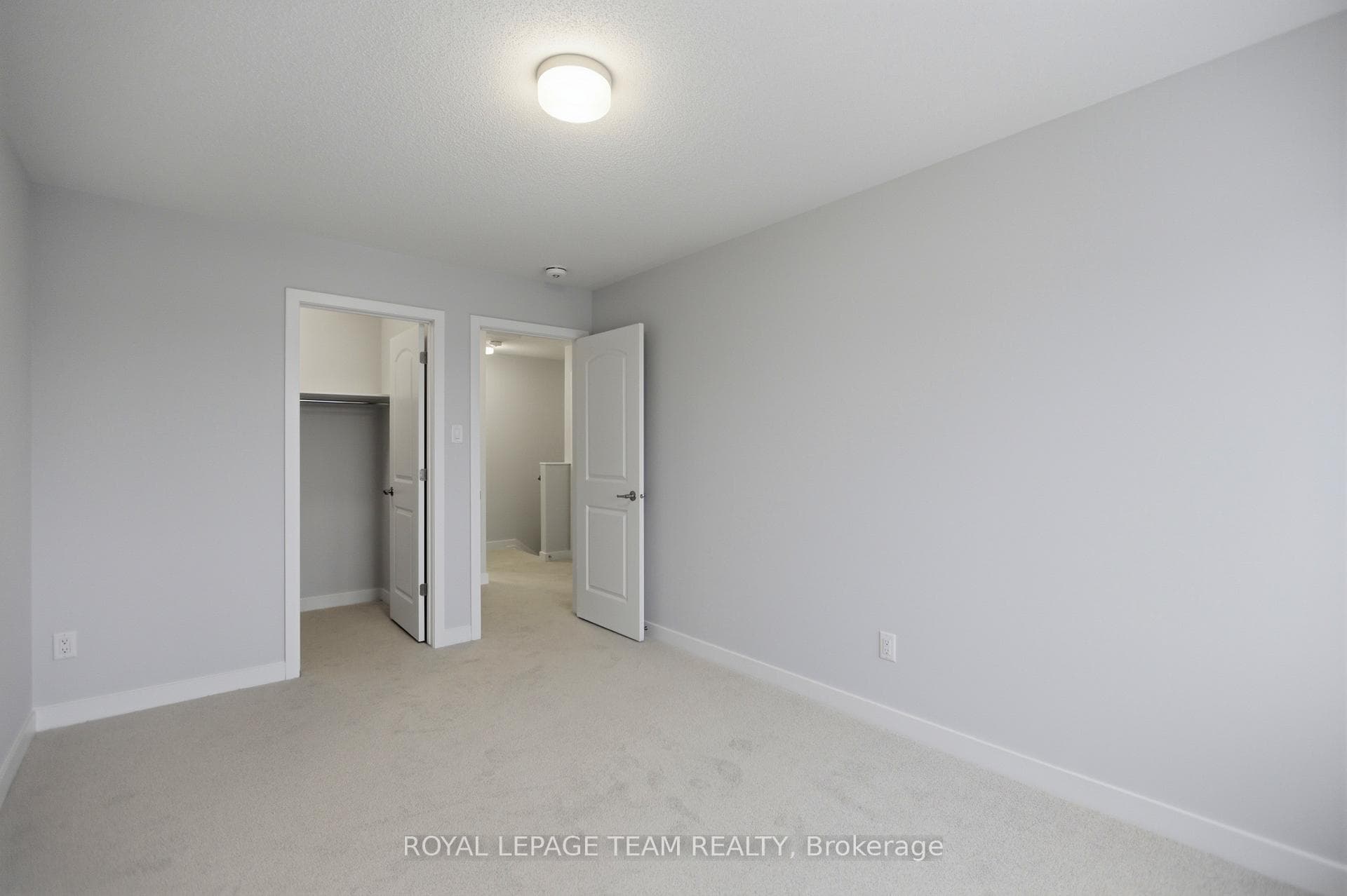 547 Celestine Private photo 17