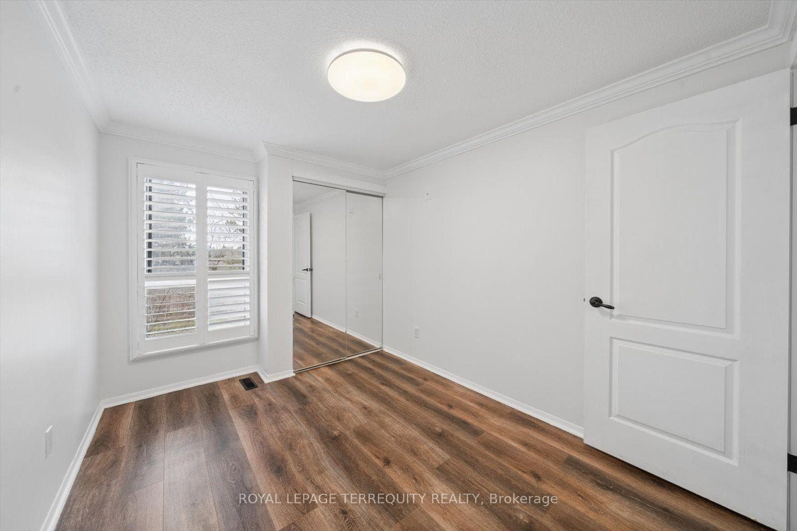 1825 Hyde Mill Crescent photo 29
