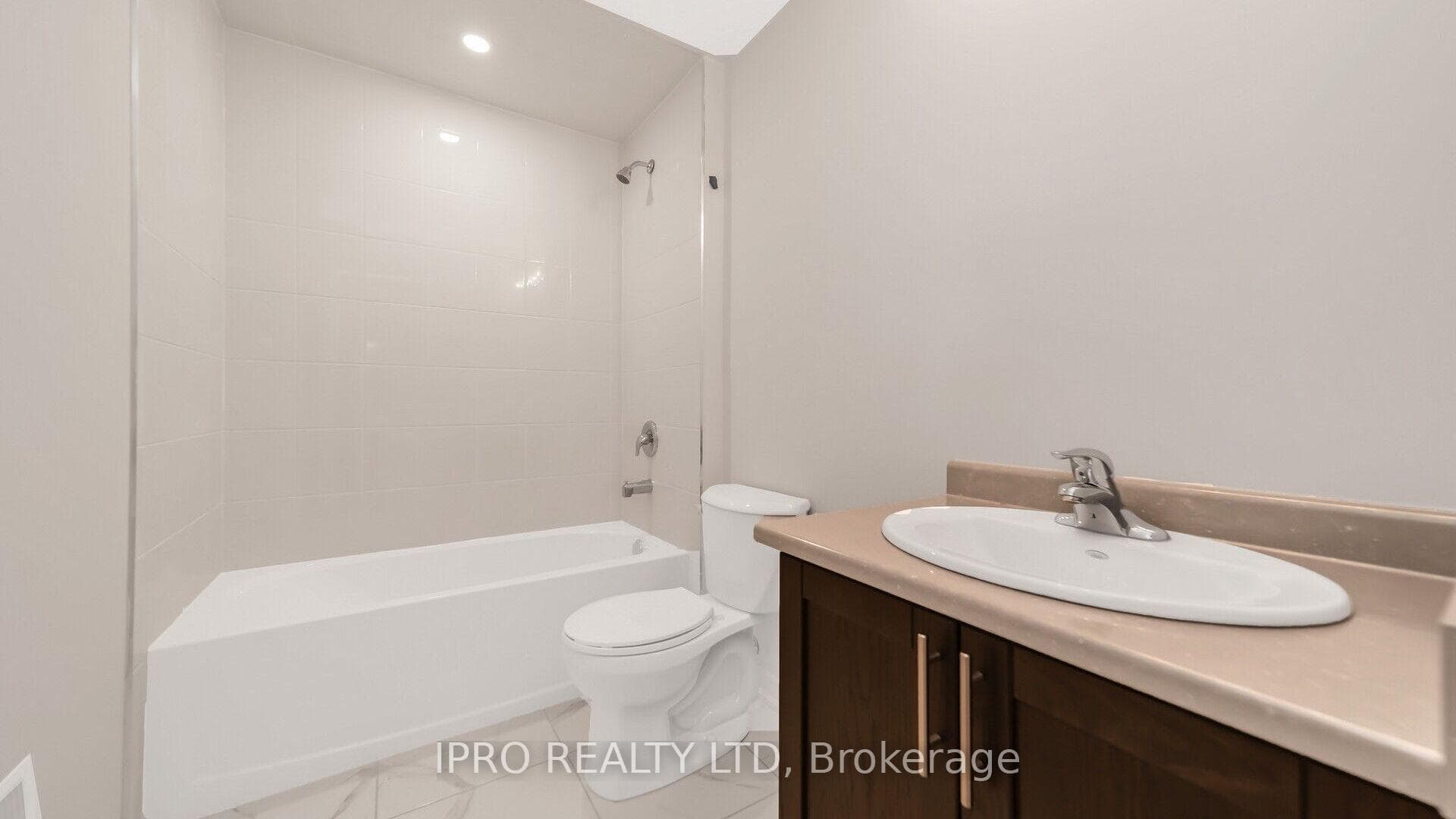 20 Ludlow Drive Unit Unit #1 photo 18