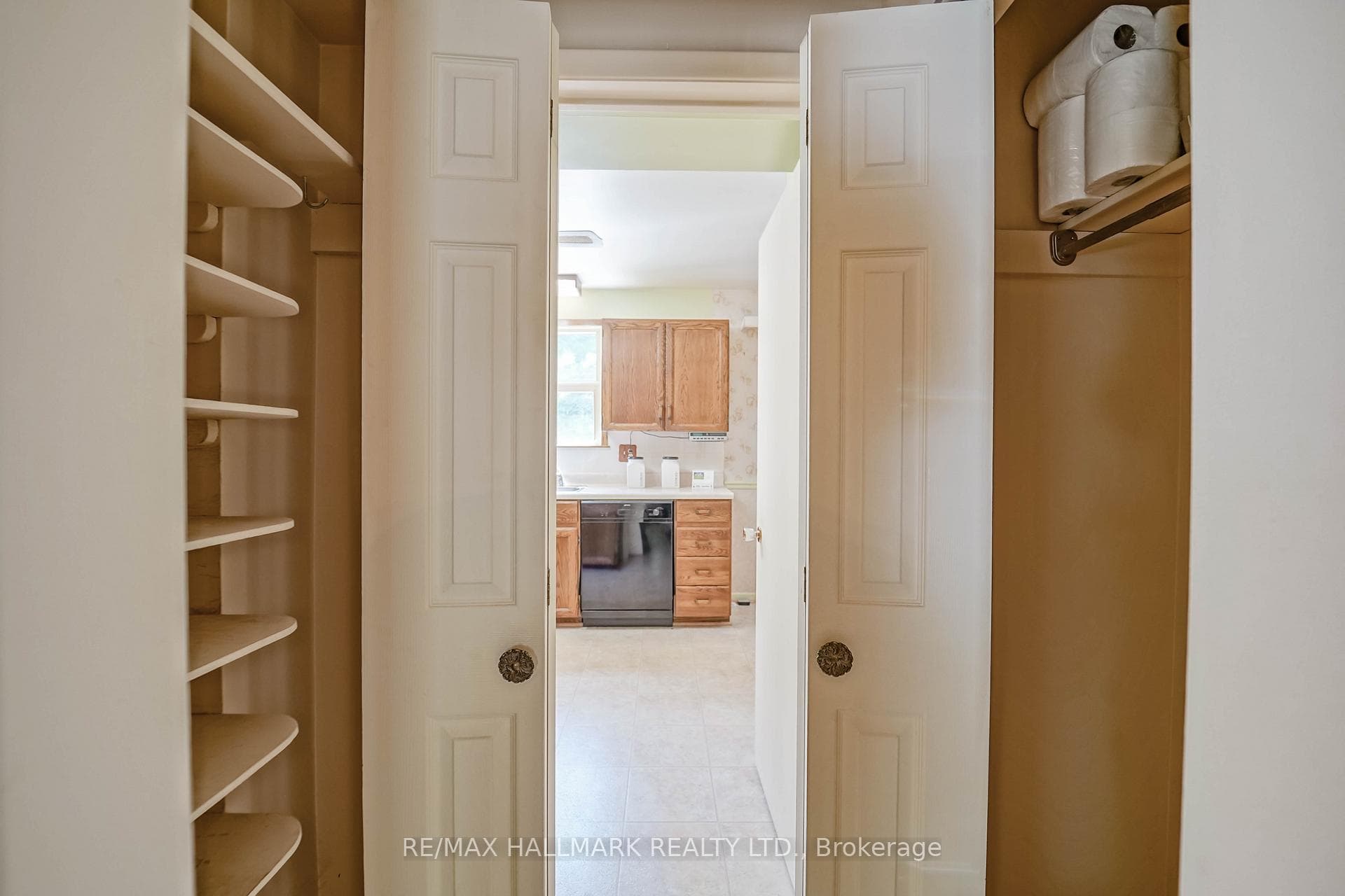 14 Castledene Crescent photo 18