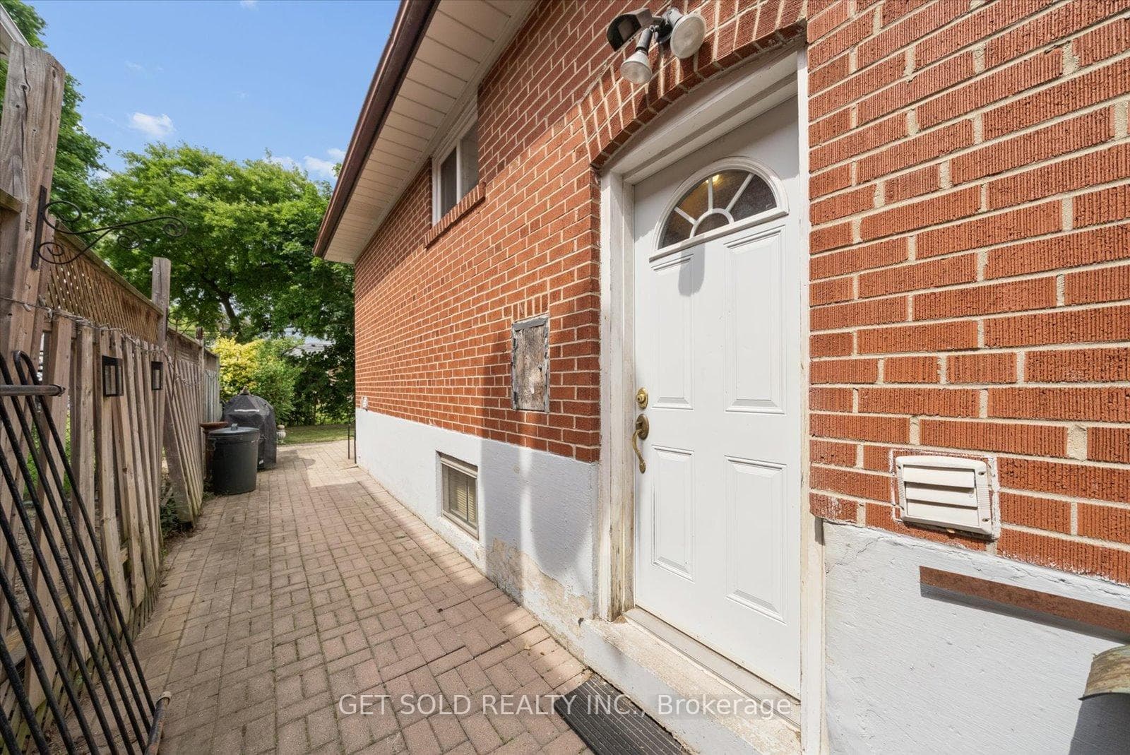 32 Checkendon Drive photo 33