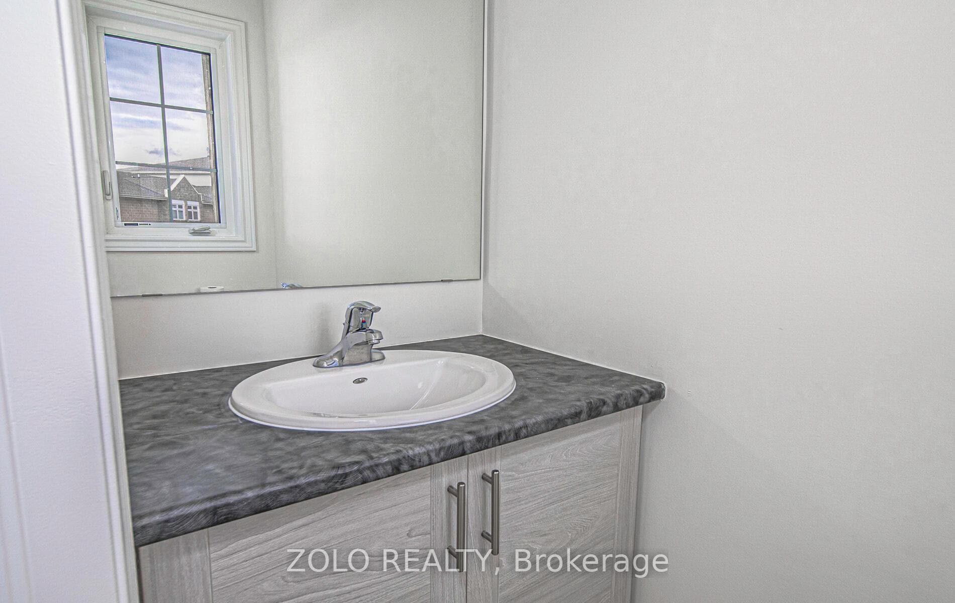 84 Hillcroft Way photo 6