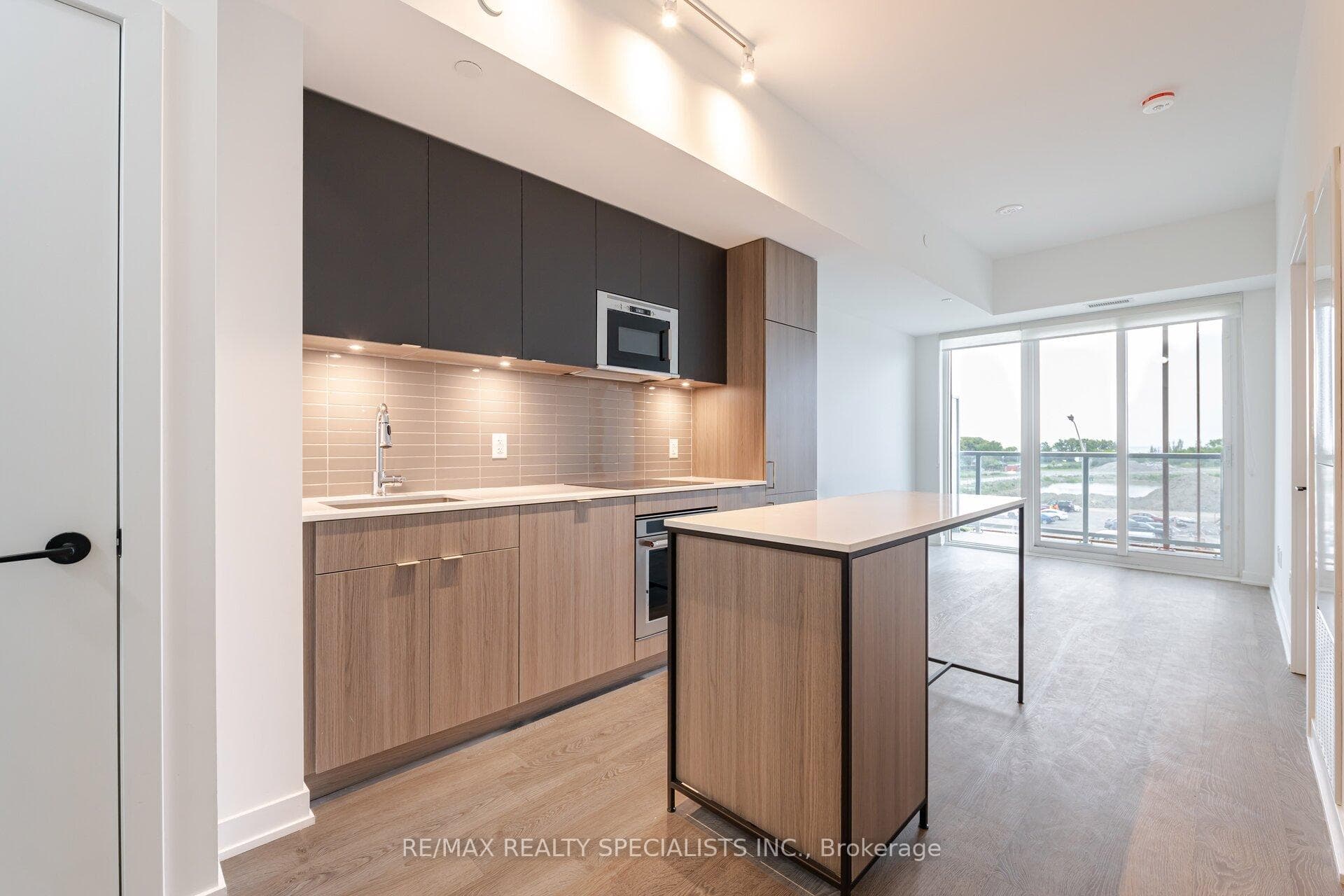 220 Missinnihe Way Unit 313 photo 13