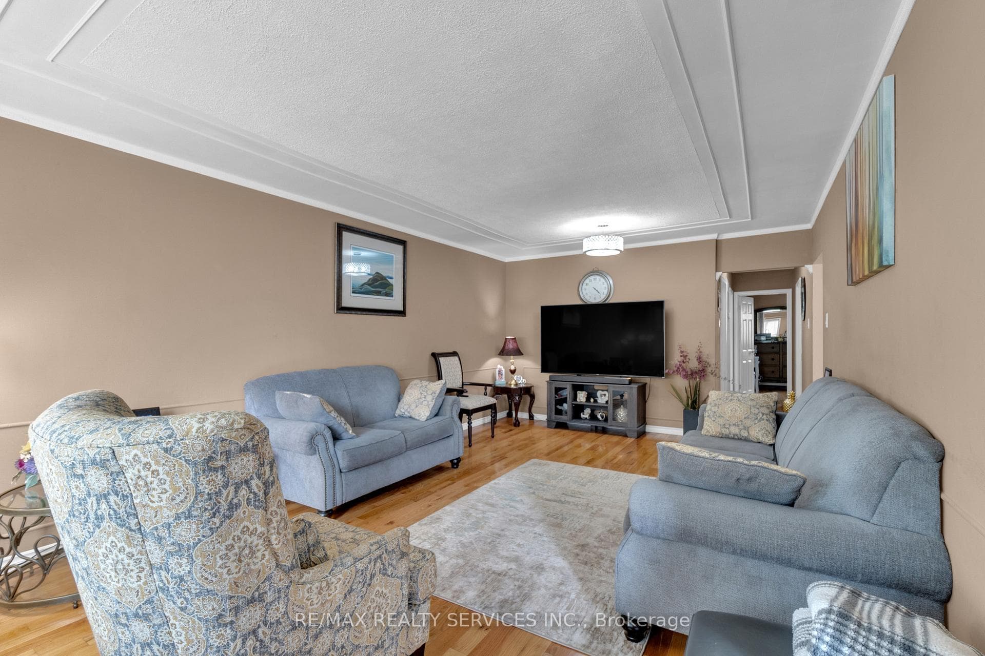 11 Anne Court photo 3
