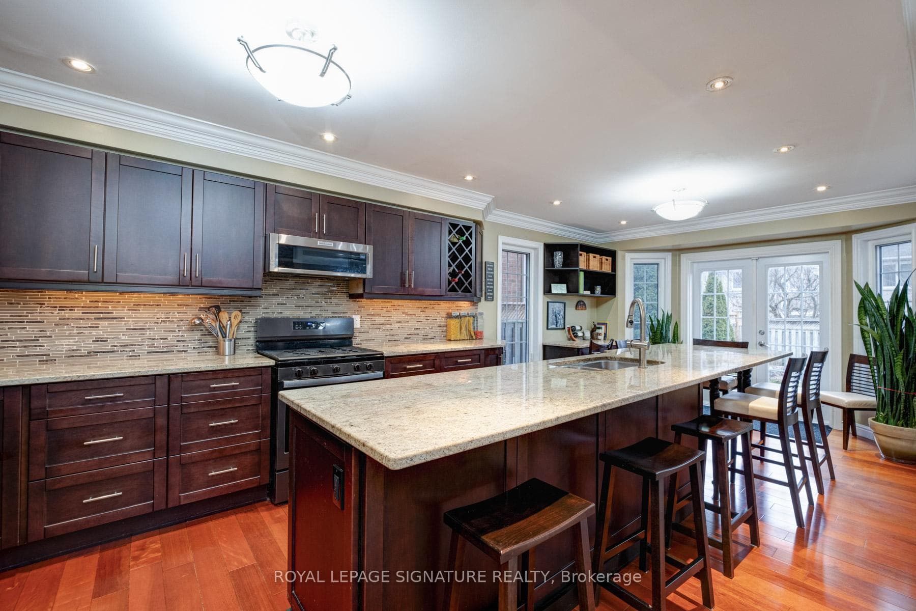 62 Mortimer Crescent photo 8