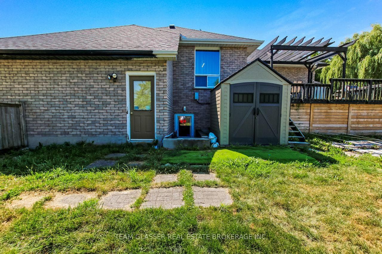 23999 Mayfair Road photo 44