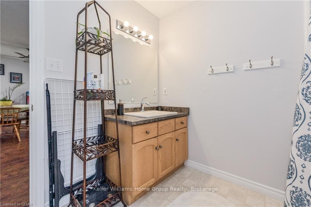 78 GIBBONS Drive photo 16