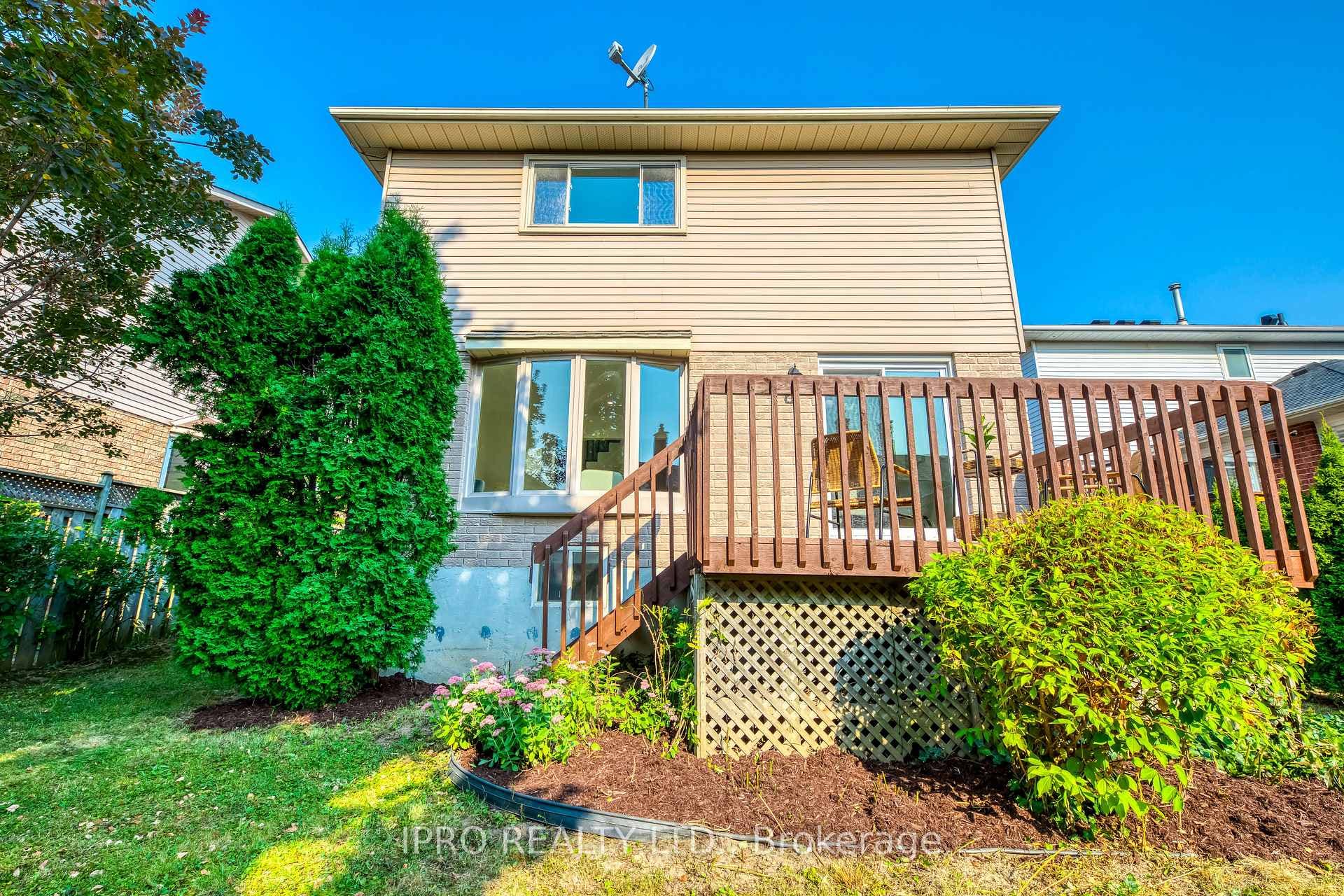 45 Karsh Crescent photo 38