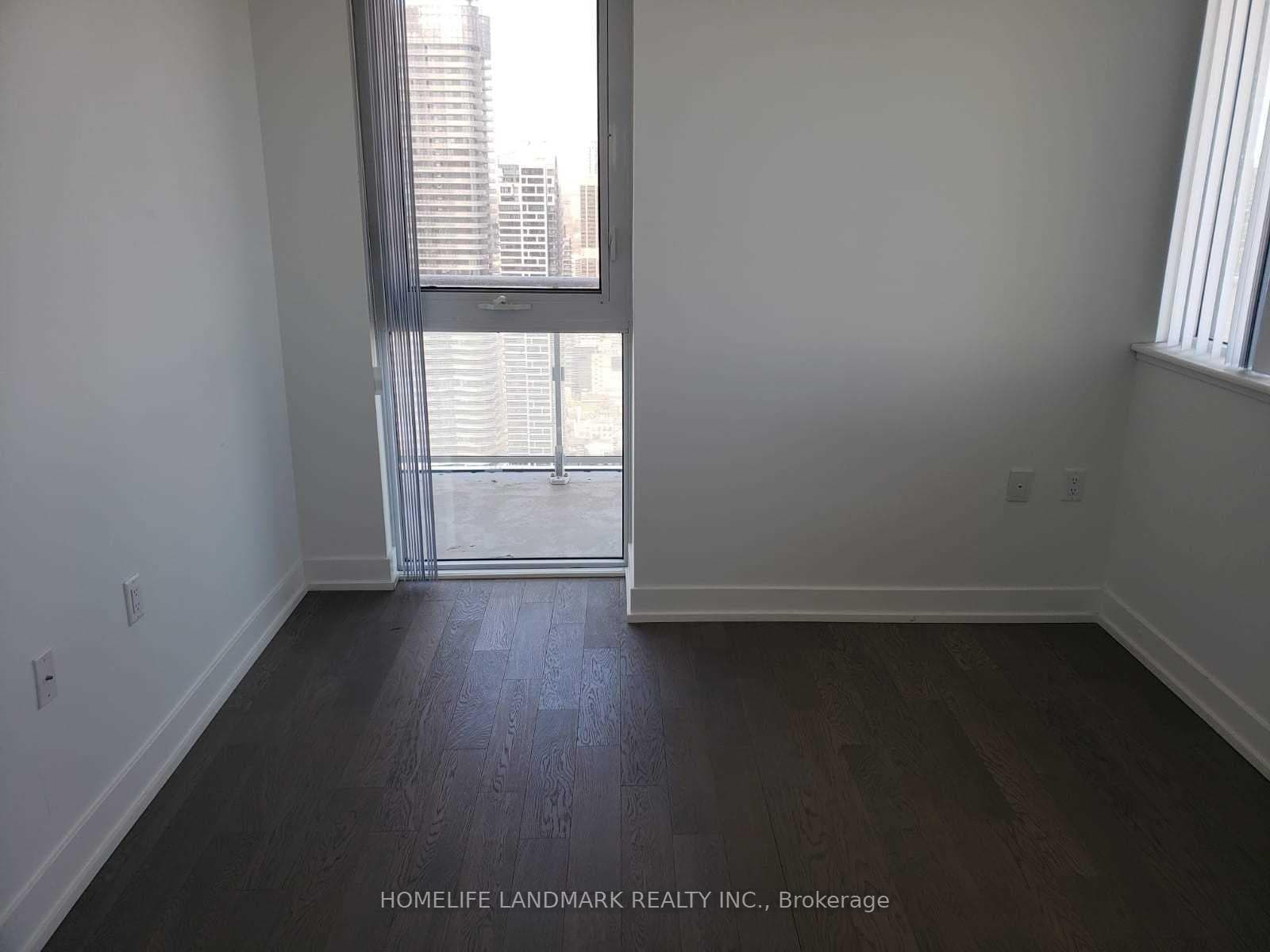 7 grenville Street Unit 5605 photo 6