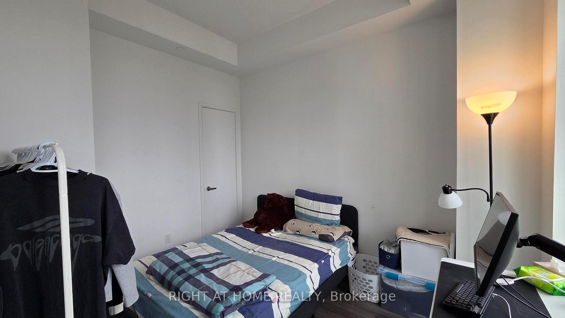 3883 Quartz Road Unit 1910 photo 8