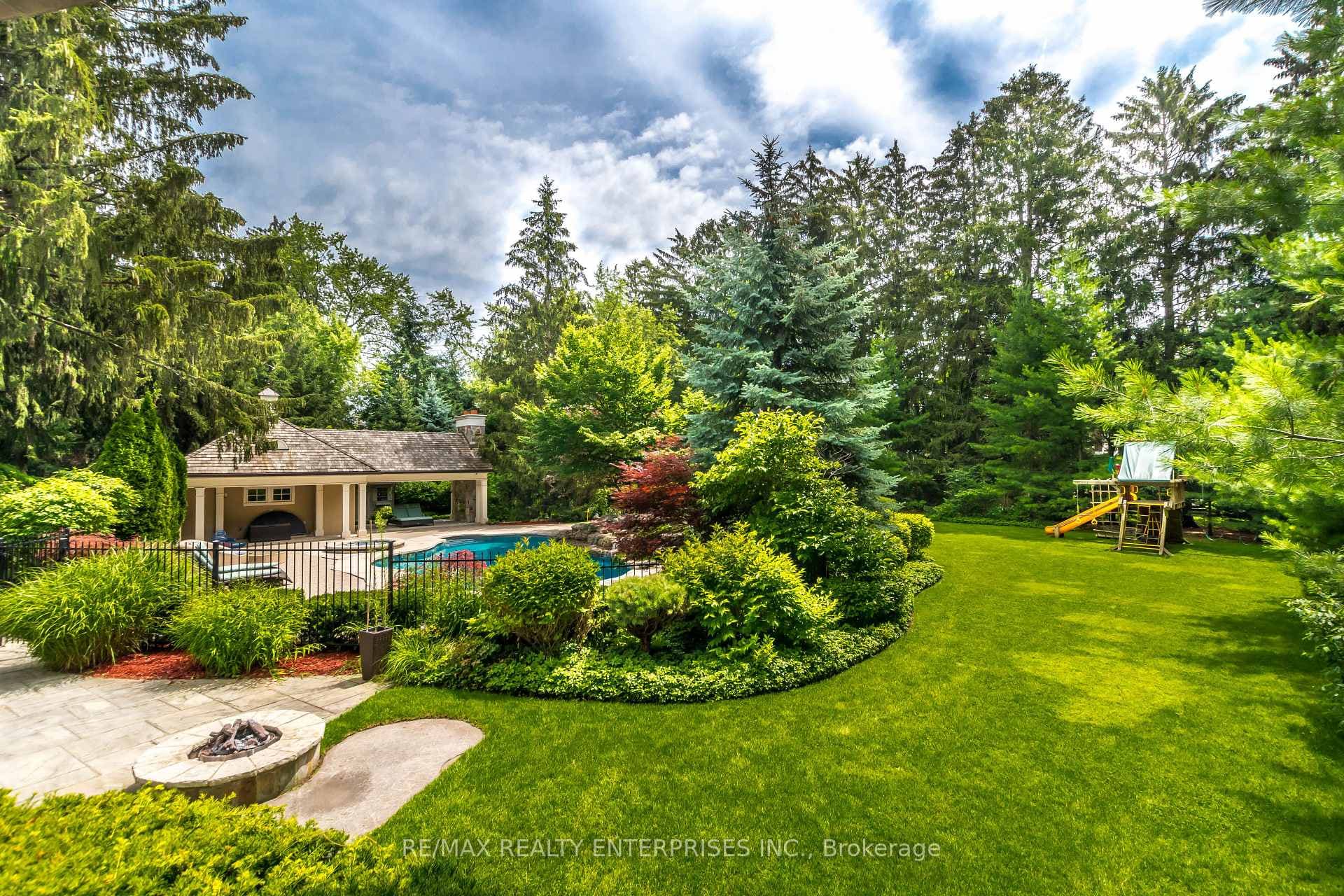 1396 Crescent Road photo 44