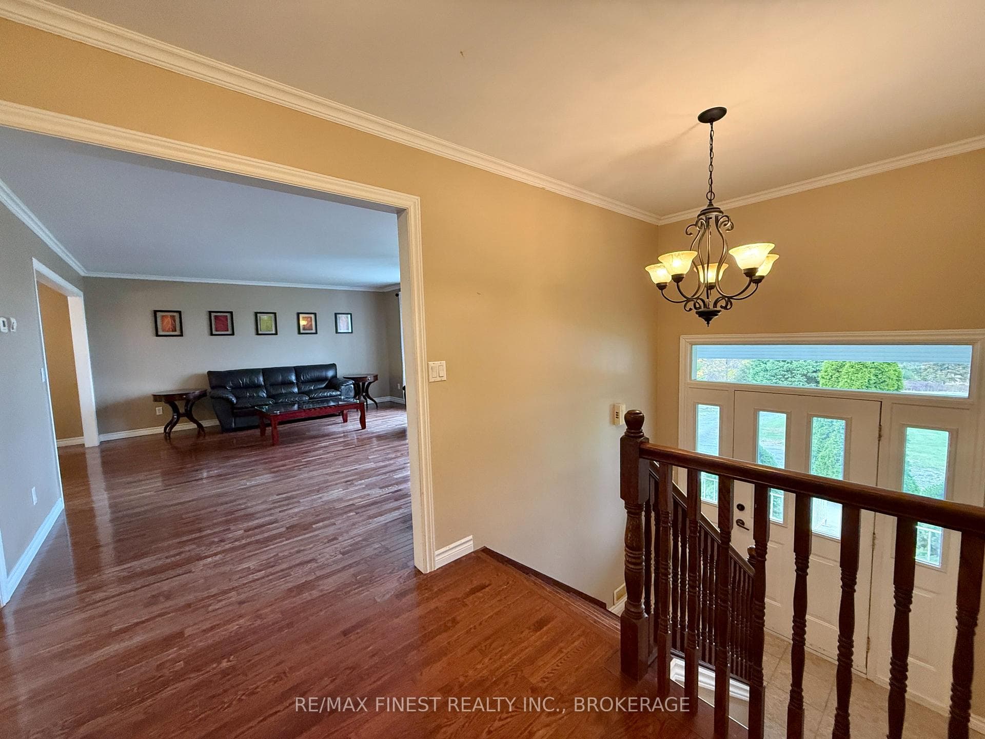 812 Palace Road photo 7