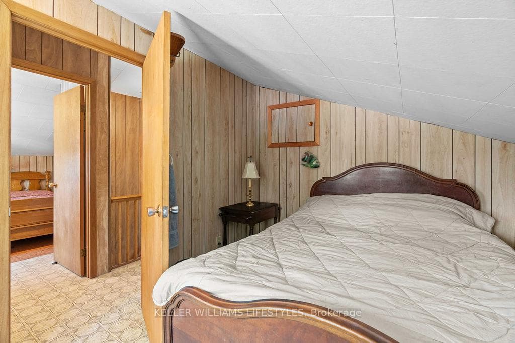 7403 SANDERSON Road photo 18