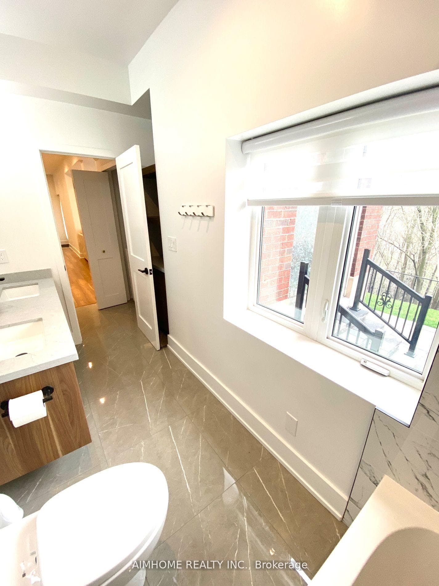 225 Maxwell Street Unit (Lower) photo 36