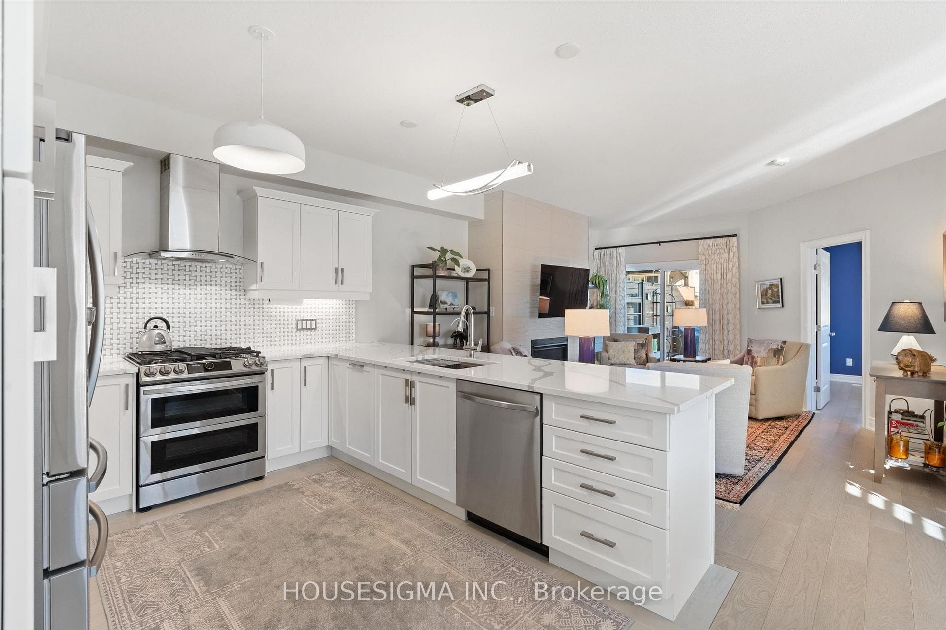 Large Kitchen and Island