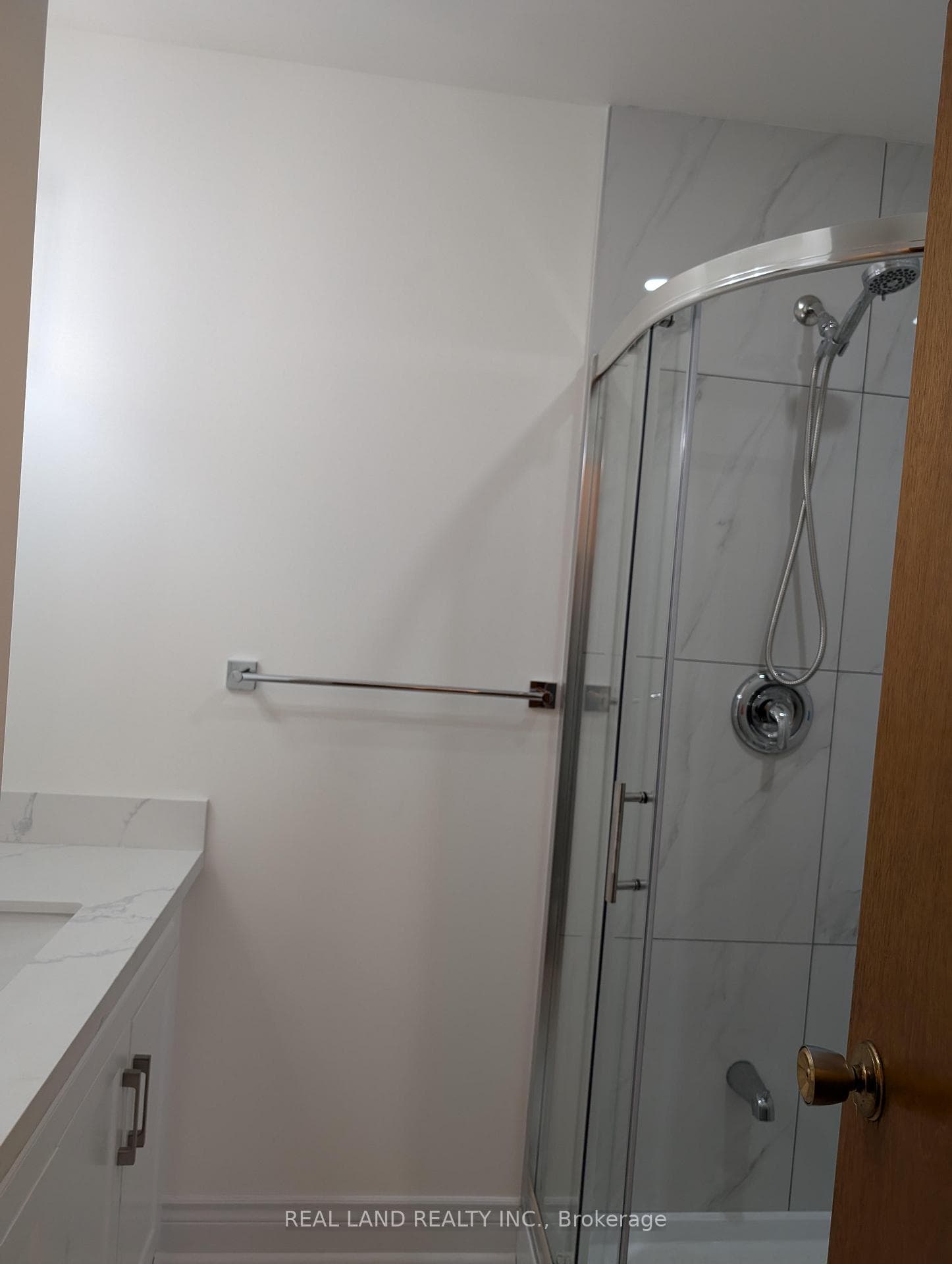 12 Lockmere Terrace photo 19