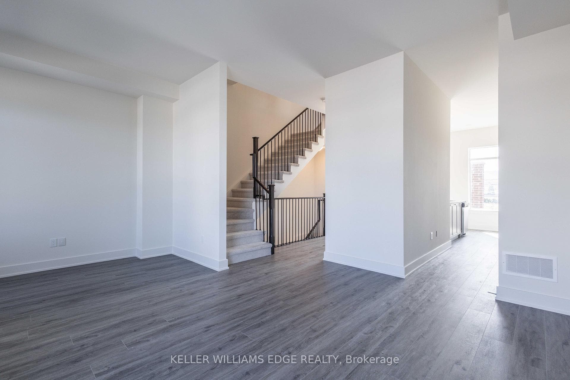 52 Windward Drive photo 10