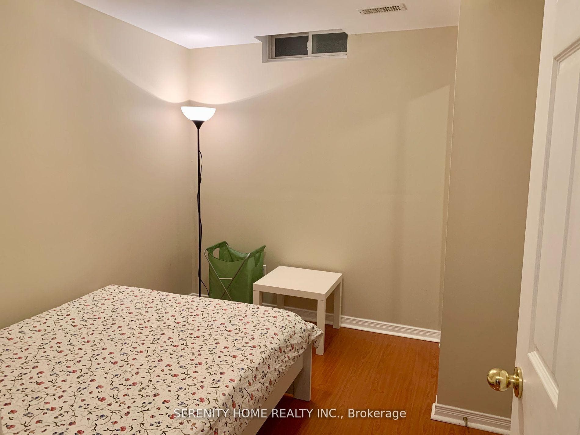 192 Bur Oak Avenue photo 9
