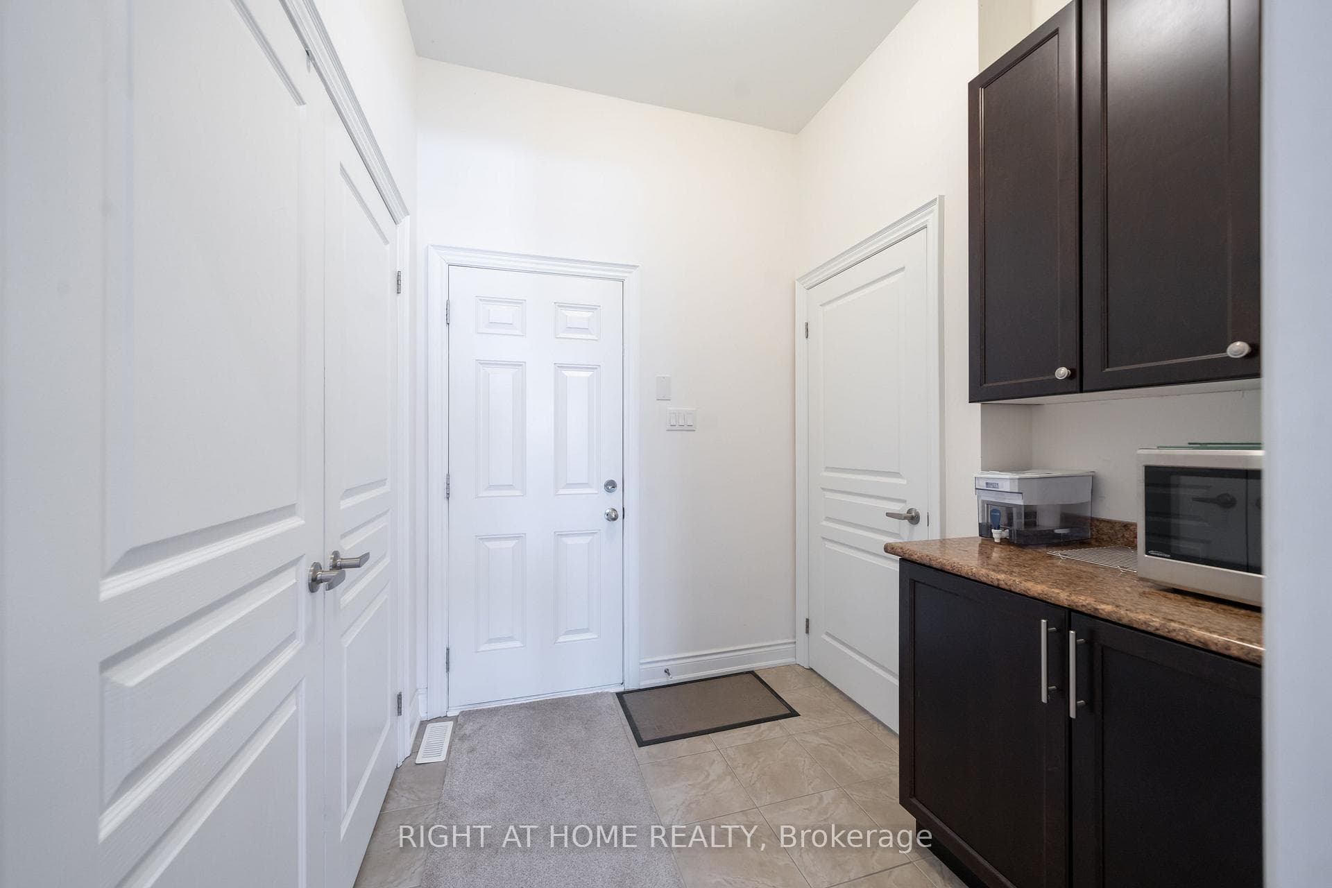 MUD ROOM/EXTRA PANTRY