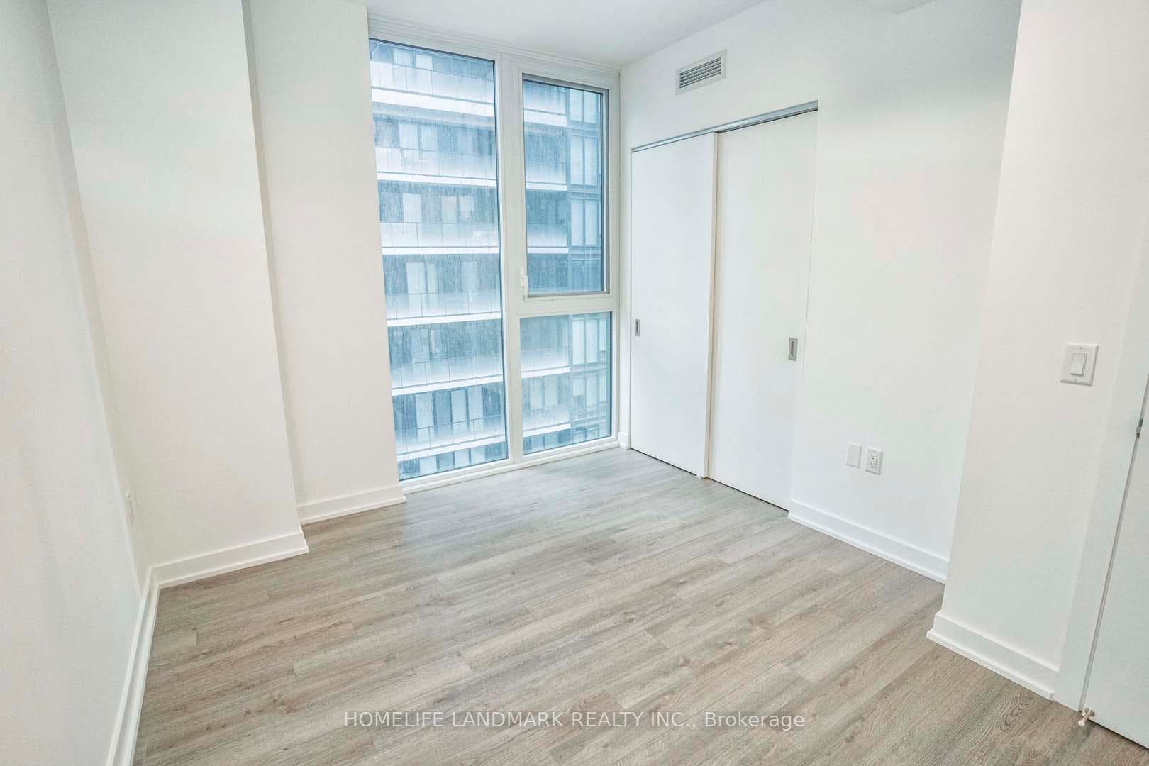 357 King Street Unit 1208 photo 16